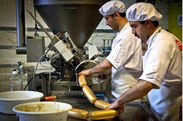 بازگشت به رونق اقتصاد در انتظار احیای قدرت خرید حقوق‌بگیران/ تصاعدی شدن دریافت مالیات از دستمزد، در دستور کار دولت