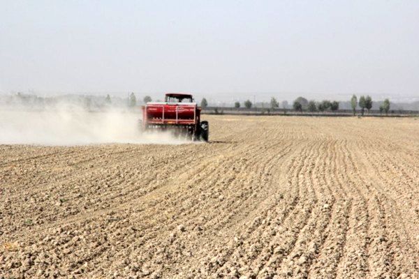 کاهش مصرف سوخت با استفاده از روش‌های نوین خاکورزی