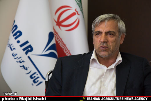 با امکانات بیشتر از روستا عشایر را اسکان می‌دهیم