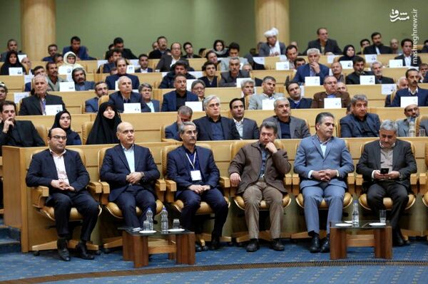  9 کشاورز نمونه ملی استان تهران تقدیر شدند