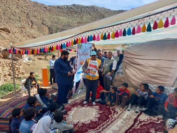 آشنایی دانش‌ آموزان عشایری لالی با بیماری کیست هیداتیک