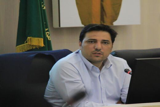 دولت پای حمایت از کشاورزی است