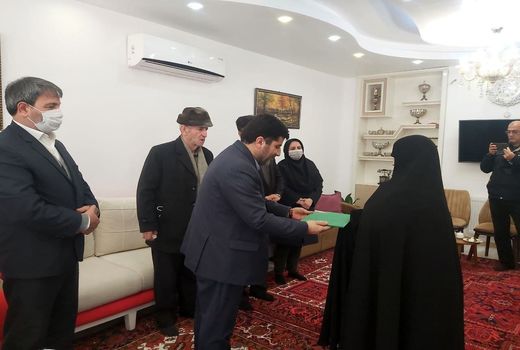 دیدار رئیس سازمان جهادکشاورزی استان آذربایجان شرقی با خانواده جهادگرشهید حسین متذکر در مراغه