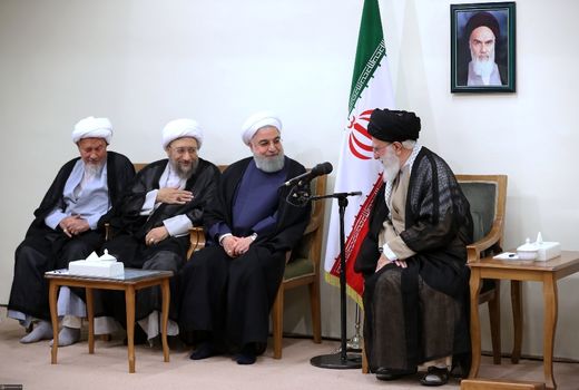 نهی ایجاد تشکیلات موازی با دولت