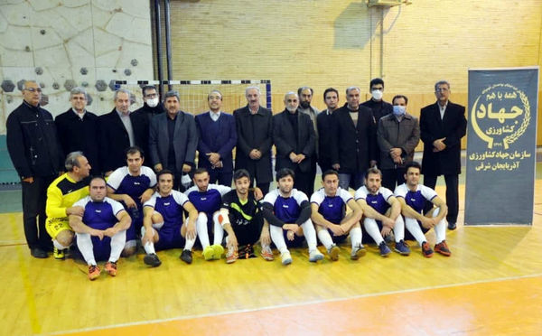 کسب مقام اول مسابقات فوتسال بسیج ادارات استان توسط تیم منتخب سازمان جهادکشاورزی آذربایجان شرقی 