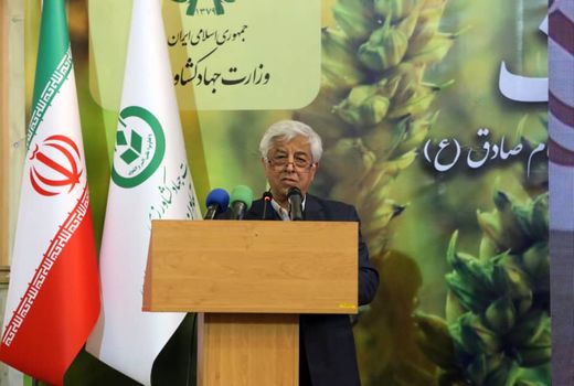 لزوم واگذاری تصدی‌های دولتی در بخش کشاورزی به تعاونی‌ها 