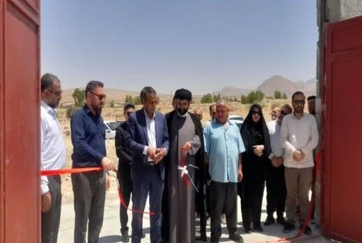 واحد دامپروری ۲۰۰ رأسی گراش به بهره‌برداری رسید
