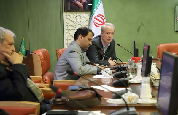 روزانه بیش از یک‌هزار تن مرغ گرم ذخیره‌سازی می‌شود