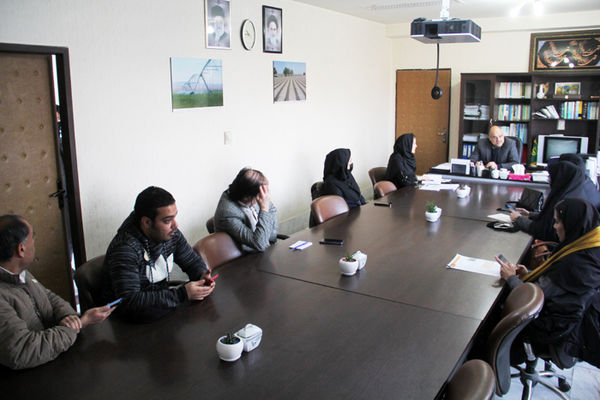 مصاحبه مدیر آب و خاک استان با رسانه های گروهی