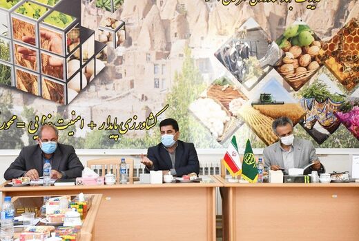 کشاورزی قراردادی در تنظیم بازار محصولات کشاورزی تاثیر بسزایی دارد