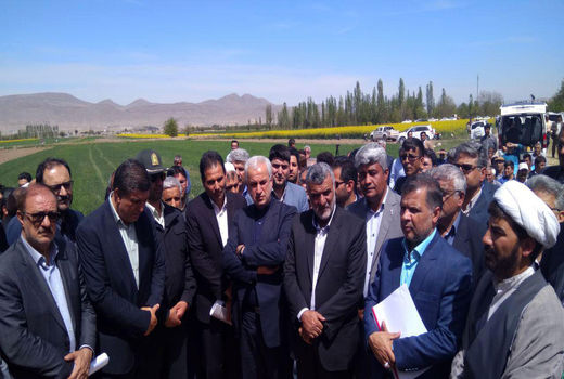 افتتاح پروژه تولید خوراک دام، در روزهای اوج واردات