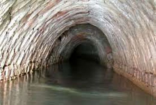 احیاء و مرمت قنات کندوشک در لارستان آغاز  شد