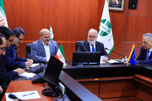 اتحادیه اروپا در رفع چالش‌های محیط‌زیستی ایران همکاری کند