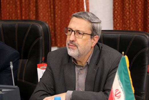 اساس پایداری تولید و توسعه در تقویت سرمایه‌های انسانی است