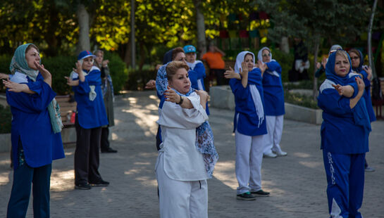 نرمش صبحگاهی