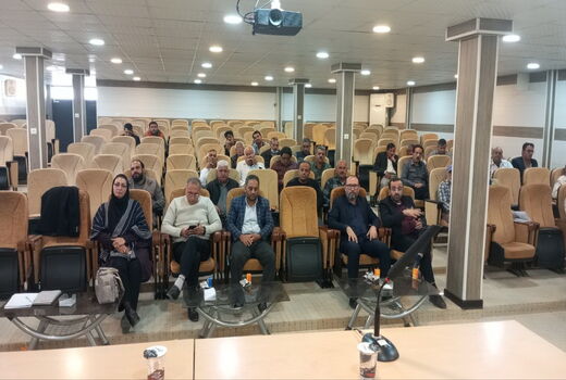 برگزاری جلسه توجیهی نحوه اخذ کد شناسه محصولات کشاورزی در گراش  