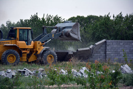 اجرای حکم 319 مورد قلع و قمع بنا و دیوارکشی مستحدثات غیرمجاز در اراضی کشاورزی آذربایجان شرقی 