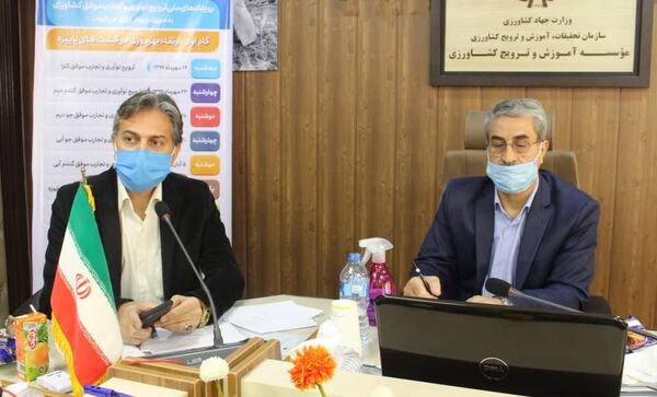  افزایش عملکرد و تولید محصولات کشاورزی با همراهی کشاورزان نمونه و پیشرو 