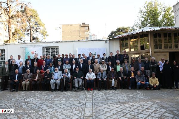 پیشکسوتان عکاسی گرد هم می آیند