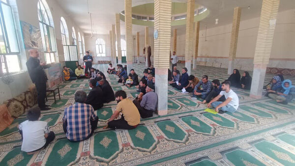 حفظ بقایا و جلوگیری از سوزاندن کاه کلش در مزارع ایذه 