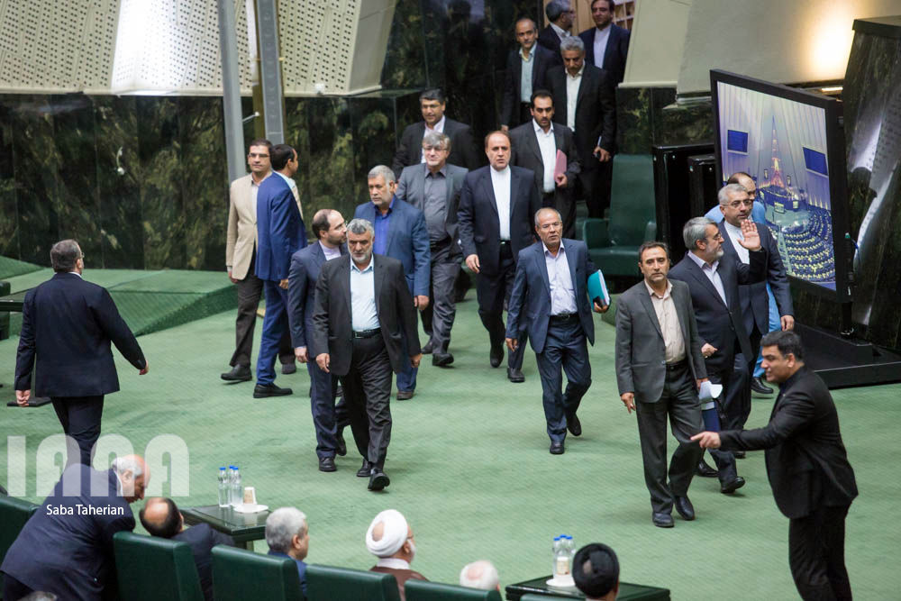 سؤال از رئیس‌جمهور در مجلس