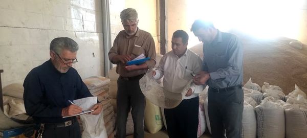 کشف ۳ تن و ۲۰۰ کیلوگرم آرد یارانهای قاچاق در شهریامچی شهرستان مرند