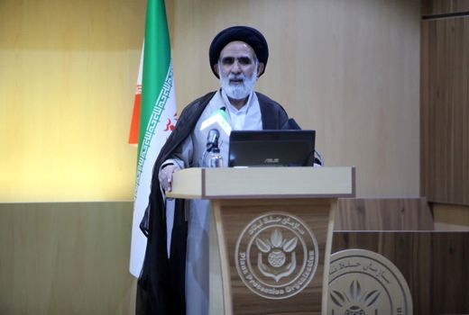 کارکنان سازمان حفظ نباتات سربازان سلامت غذایی کشور هستند