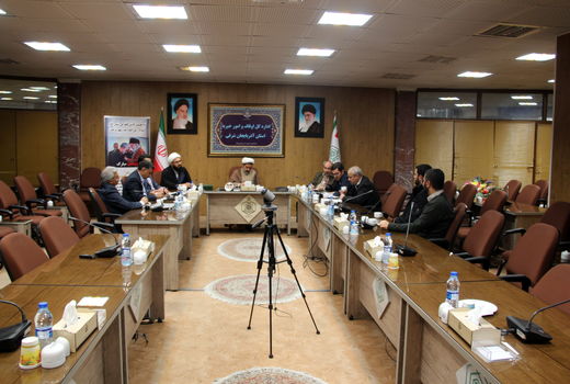جلسه بررسی زمین‌های مستعد سرمایه گذاری اوقافی با جهاد کشاورزی