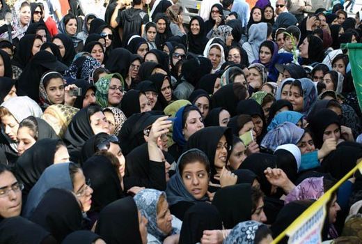 دالان‌های پیچ در پیچ مسیر یک لایحه تا تصویب