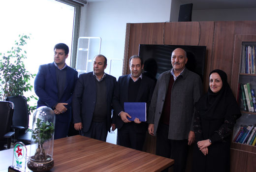 امضای تفاهم‌نامه برای تأمین کلش گندم واحدهای تولید بستر کشت قارچ خوراکی 