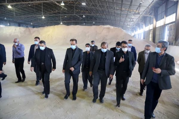 نایب رییس کمیسیون کشاورزی مجلس از بندرشهید رجایی بازدید کرد
