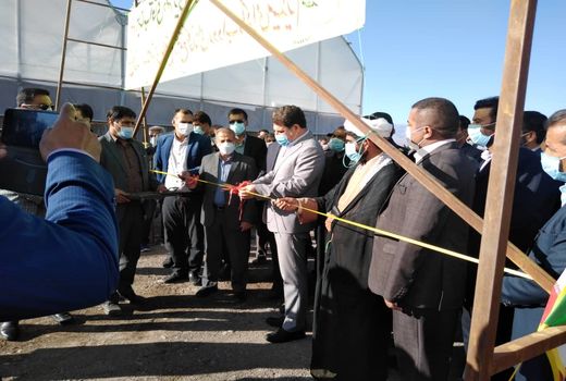 افتتاح یک طرح گلخانه هیدروپونیک در مجتمع گلخانه ای روداب توسط استاندار کرمان