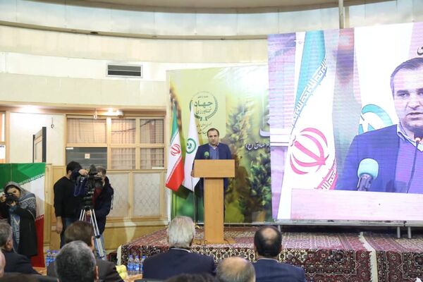 حمایت اتحادیه های تعاونی های "روستایی و کشاورزی" و "دامداران" از سرپرست وزارت جهاد کشاورزی