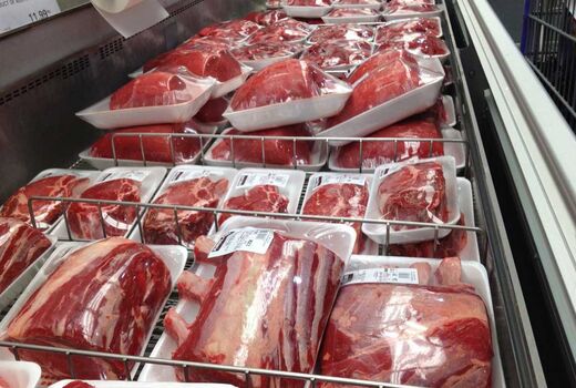 سایه گرانی بر سر بازار گوشت قرمز