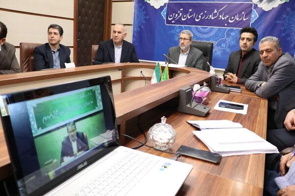 تامین گوشت مرغ تا پایان فروردین ماه برای بازار قزوین مهیا شده است