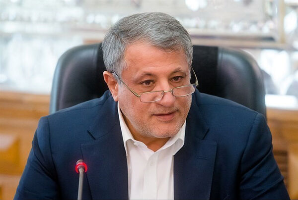 نگاه‌های افراطی مانع رشد گردشگری است