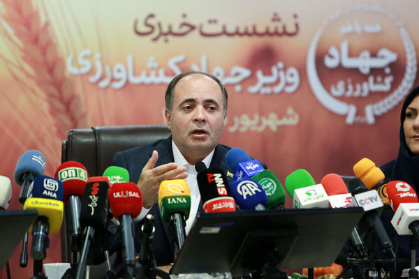 رتبه دوم ایران در پرورش گاو شیری در دنیا/ارزش ۱۵ میلیارد دلاری صنعت تولید گوشت سفید و طیور در کشور 