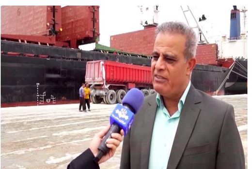 واردات خاک فسفات از جزیره نگین برای رسیدن به خودکفایی در تولید کود