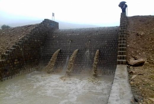 آبگیری بندهای خاکی و سنگ و ملاتی بخش کالپوش