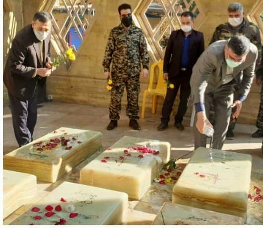 غبارروبی و عطرافشانی مزار شهدای خوشنام دفاع مقدس توسط بسیجیان سازمان جهادکشاورزی استان گلستان 