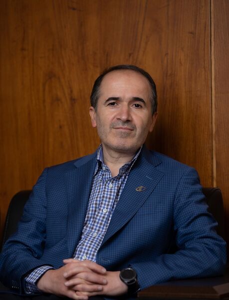 لزوم بهره‌گیری از ظرفیت‌های علمی در مسیر استقلال بیولوژیک