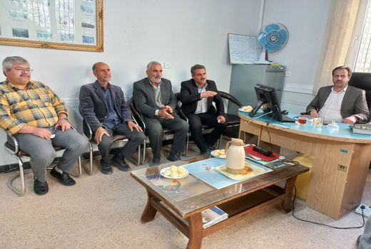 دیدار اعضاء شورای اسلامی روستای قودجان با مدیر جهاد کشاورزی شهرستان خوانسار