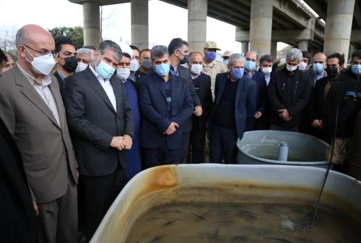 بازدید وزیر جهاد کشاورزی از طرح پرورش ماهیان خاویاری پل رود شهرستان رودسر