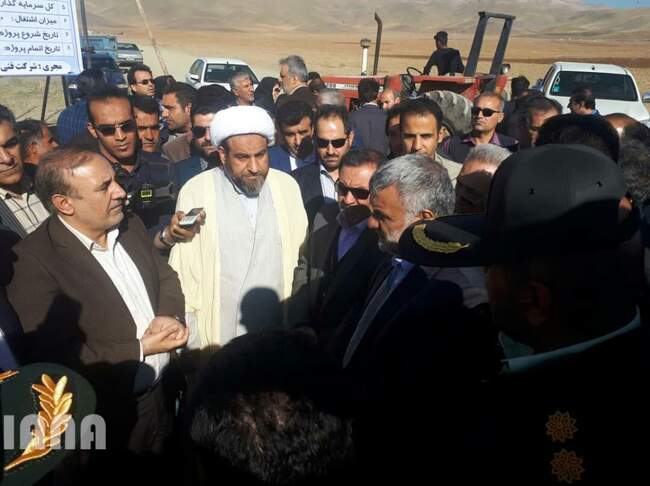 بازدید و بهره برداری طرح‌های بخش کشاورزی استان لرستان