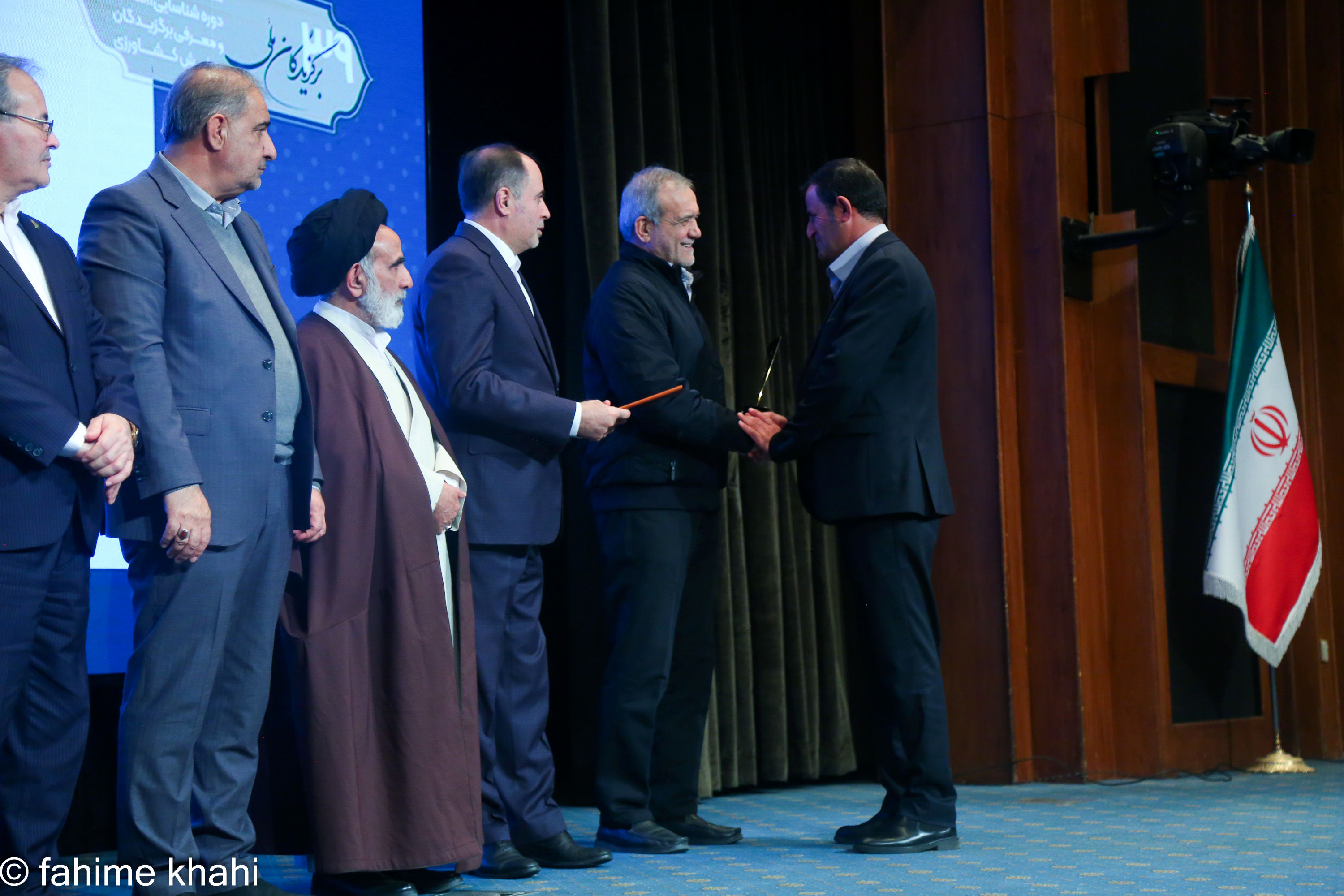 تجلیل از برگزیدگان ملی بخش کشاورزی 