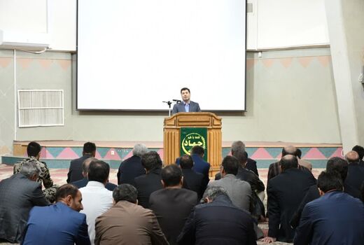 رشد تولید همزمان با مهار تورم موجب رشد اقتصادی خواهد شد