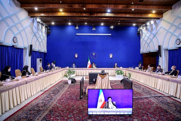 طرح‌های حوزه آب با تلاش مضاعف و با سرعت تکمیل شود