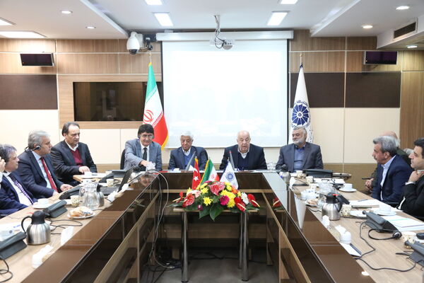 کارگاه آموزشی مشترک ایران و ترکیه در زمینه دستاوردهای خصوصی‌سازی صنعت بذر 