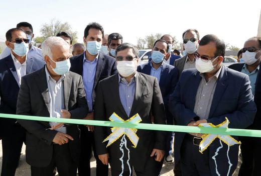 بهره برداری از ۱۴ گلخانه در شهرستان پارسیان هرمزگان