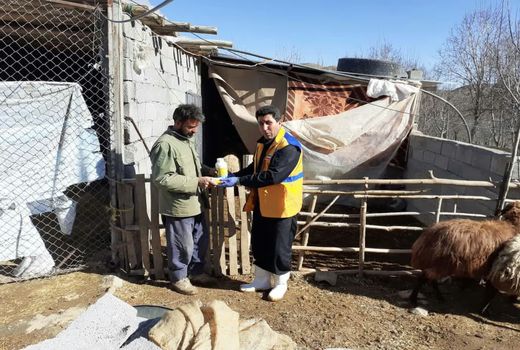 ارائه خدمات رایگان دامپزشکی در شهرستان سامان 